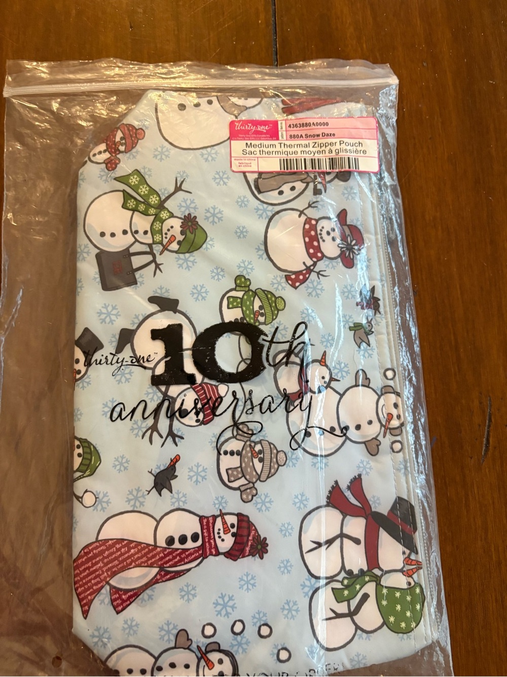 Thirty-One Light Blue Snowman Thermal Zipper Pouch